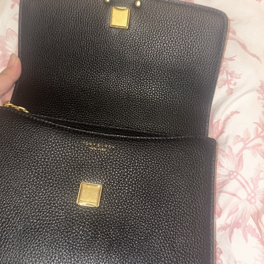 NWT Tory Burch Black Britten Purse - Picture 10 of 13